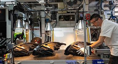 Stellantis ve Valeo Avrupa’nın Yeniden Üretilen İlk LED Farını ve Bilgi-Eğlence Ekranını Tanıttı!