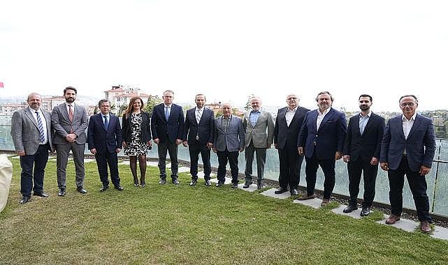 ‘YEŞİL HİDROJEN ÜRETİM SANAYİ BÖLGELERİ BELİRLENMELİ’