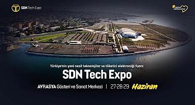 Enerji ve Tabii Kaynaklar Bakanı Alparslan Bayraktar SDN Tech Expo fuarı...