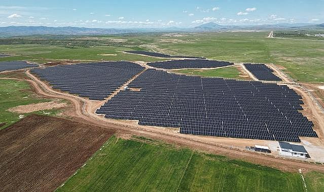 TürkTraktör’ün Ankara’daki Fabrikası Elektrik İhtiyacının Tamamını Güneşten Alıyor