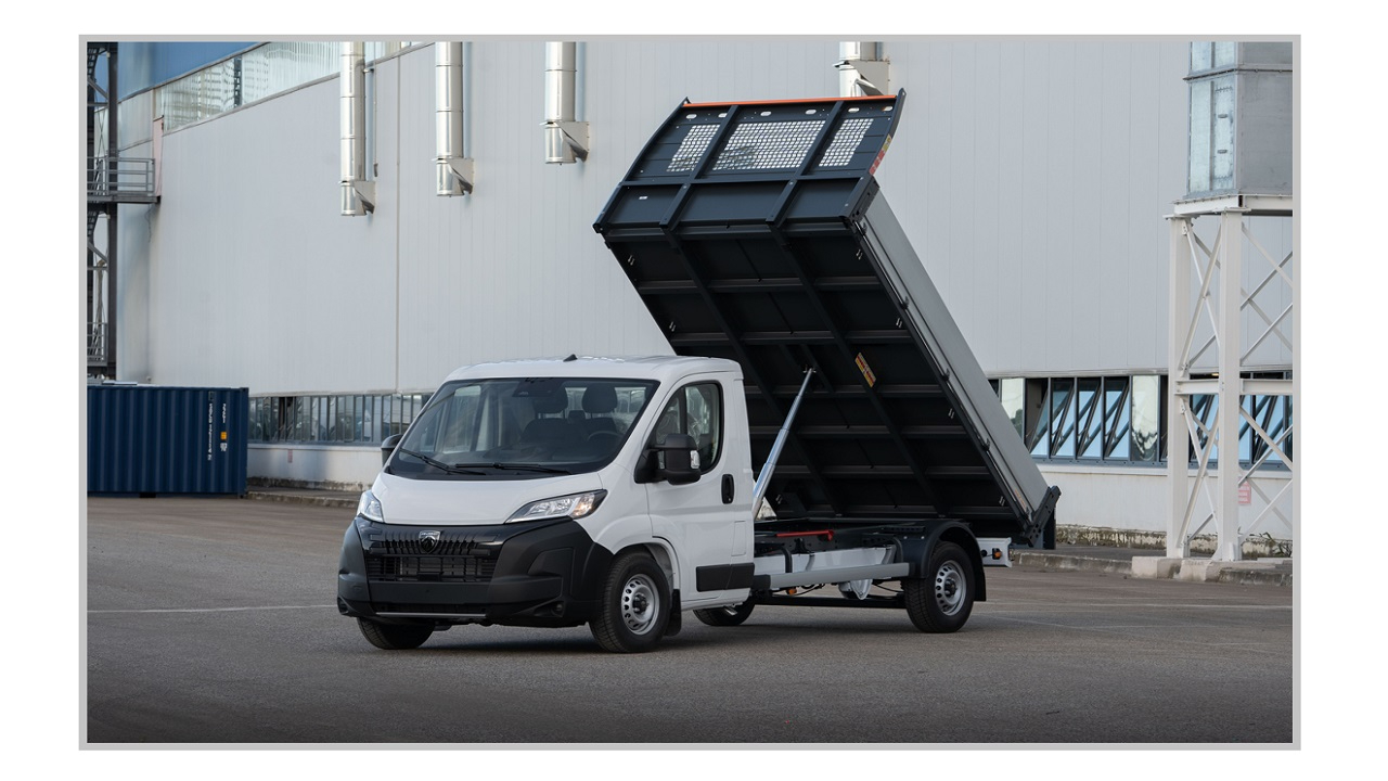 En hafif ticari araç Cargo Box BEV üretimine başladı