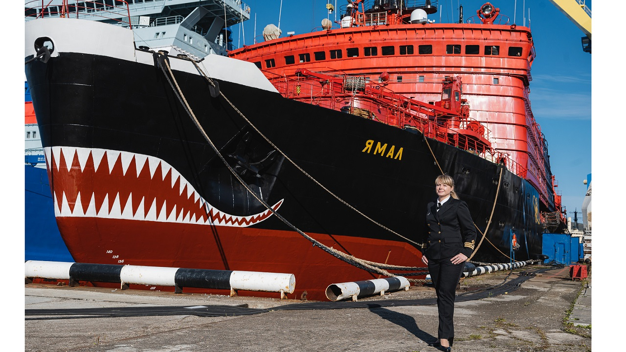 Dünyada ilk - NÜKLEER Buzkıran Gemisi&#039;ne ilk kadın kaptan!