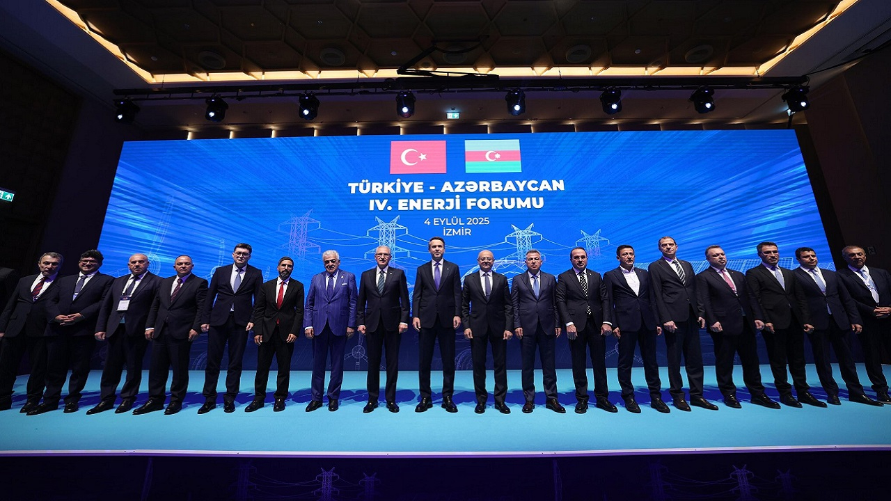 Enerji Bakanı Bayraktar &#039;Hayırlı olmasını diliyorum&#039;