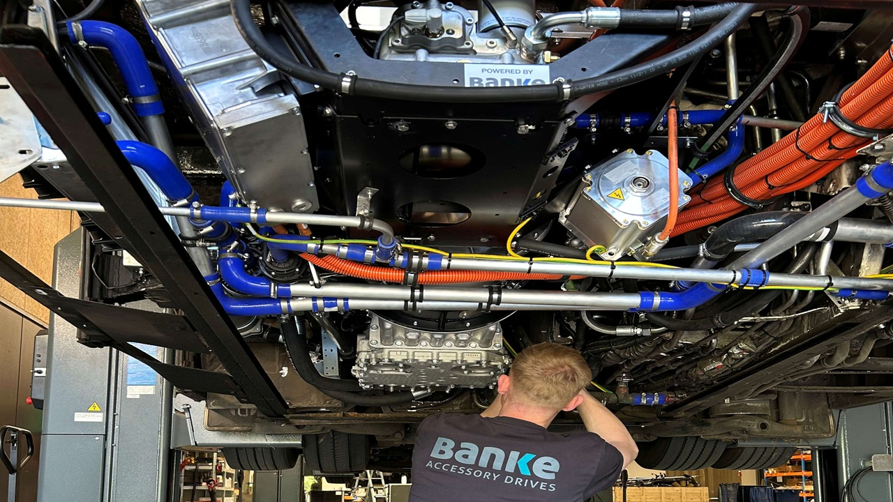 Dizelden elektrikli araca dönüştürüldü - Otobüs!