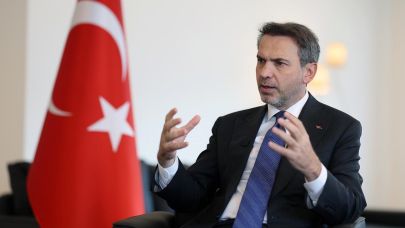 Yeşil İletim '''Azerbaycan, Türkiye üzerinden Avrupa'ya''