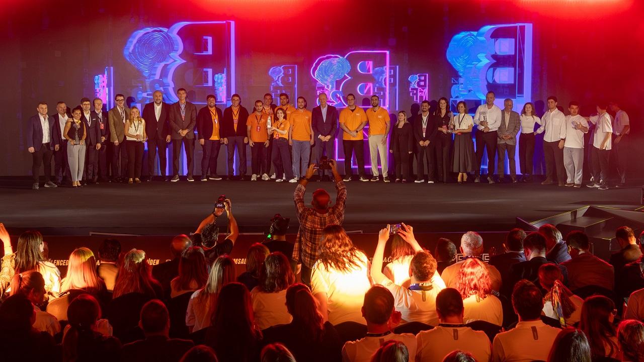 Anadolu Grubu çalışanları &#039;Bi-Fikir&#039; ile 2,3 milyar TL!