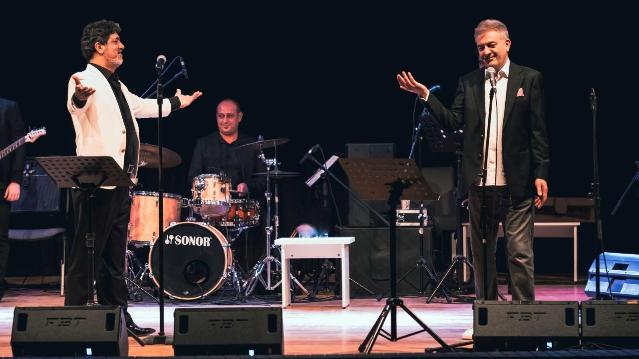 "Cem Karaca, Barış Manço, Tanju Okan" Üç büyükler AKM'de