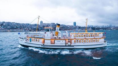 İş Bankası’ndan yüzen şube ' İş Vapur hizmete açıldı'