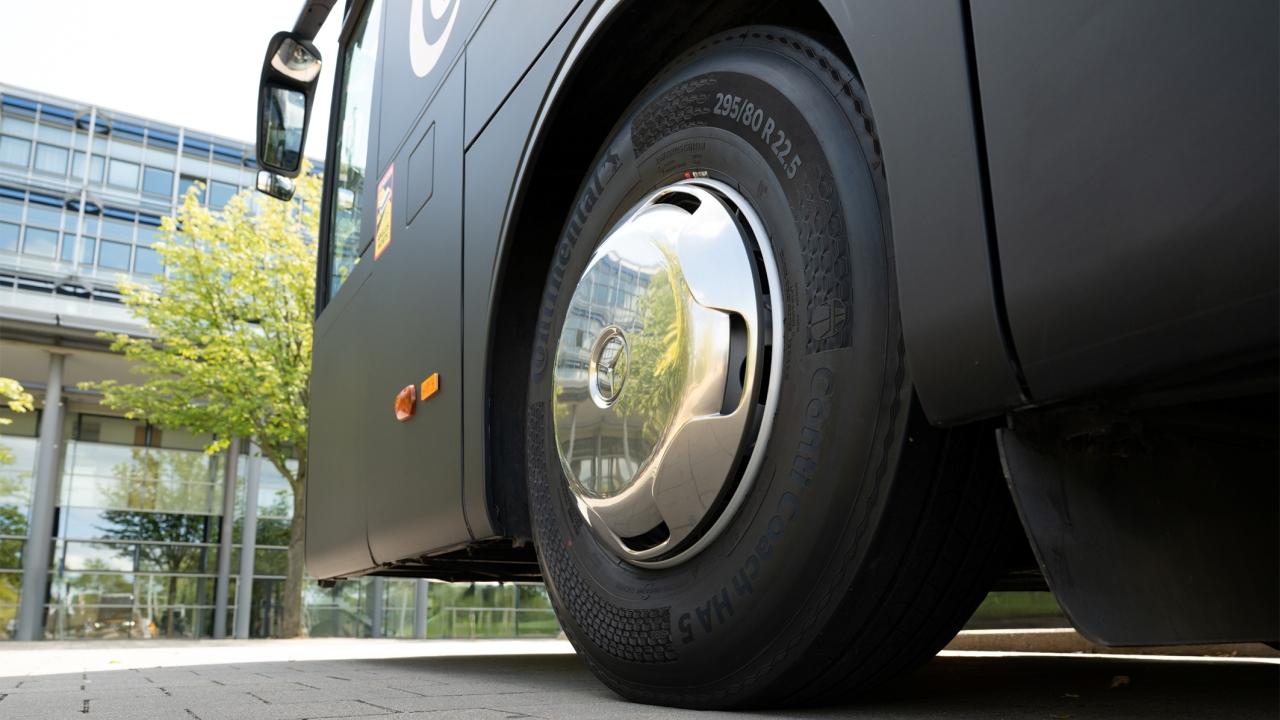 OTOBÜS ve KAMYON lastiklerinde yeni dönem “Daha az YAKIT tüketiyor”