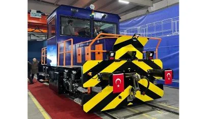 Türkiye’nin ilk yerli BATARYALI lokomotifini aldı!