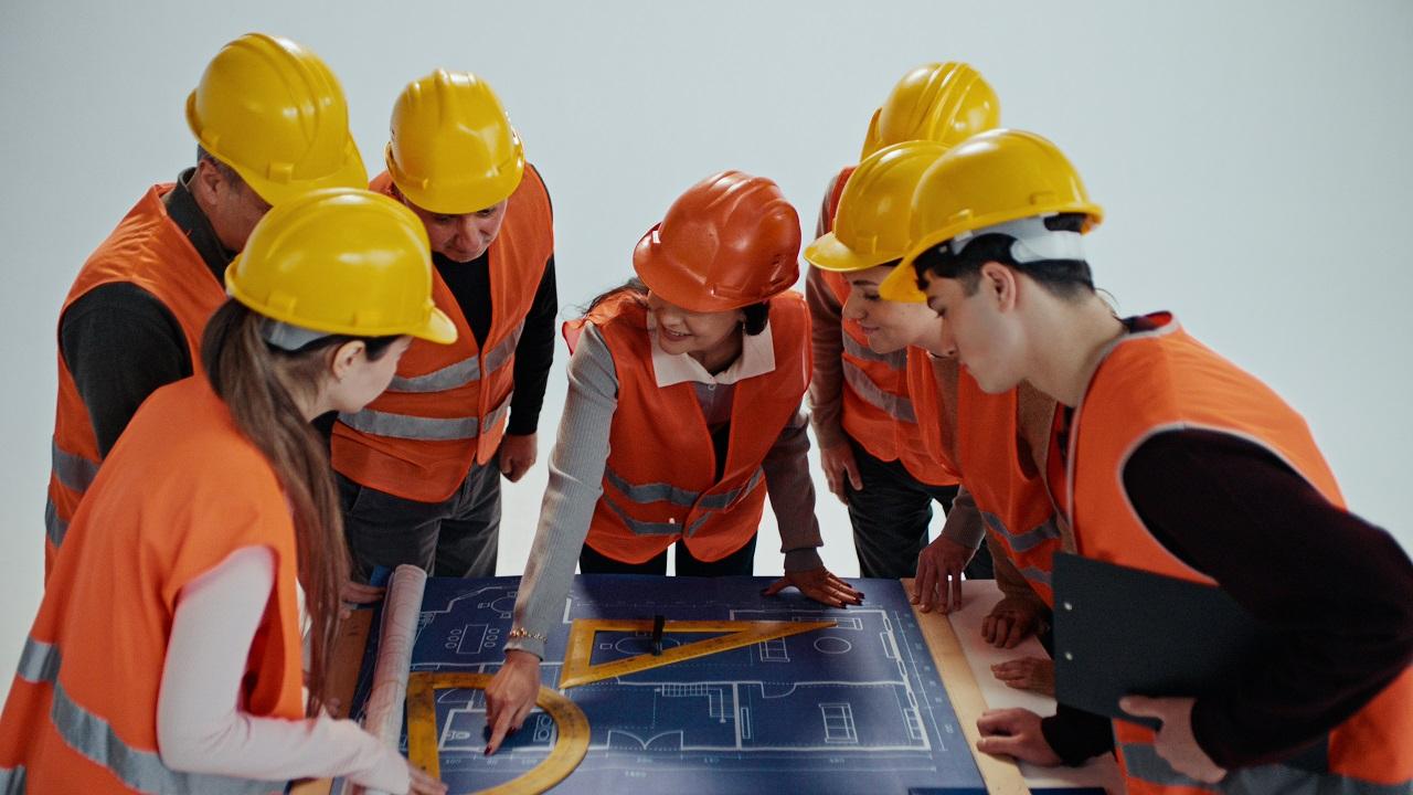 'İyi Gidiyoruz Kızlar' Borusan Holding hazırladı - Enerji TV