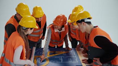 'İyi Gidiyoruz Kızlar' Borusan Holding hazırladı - Enerji TV