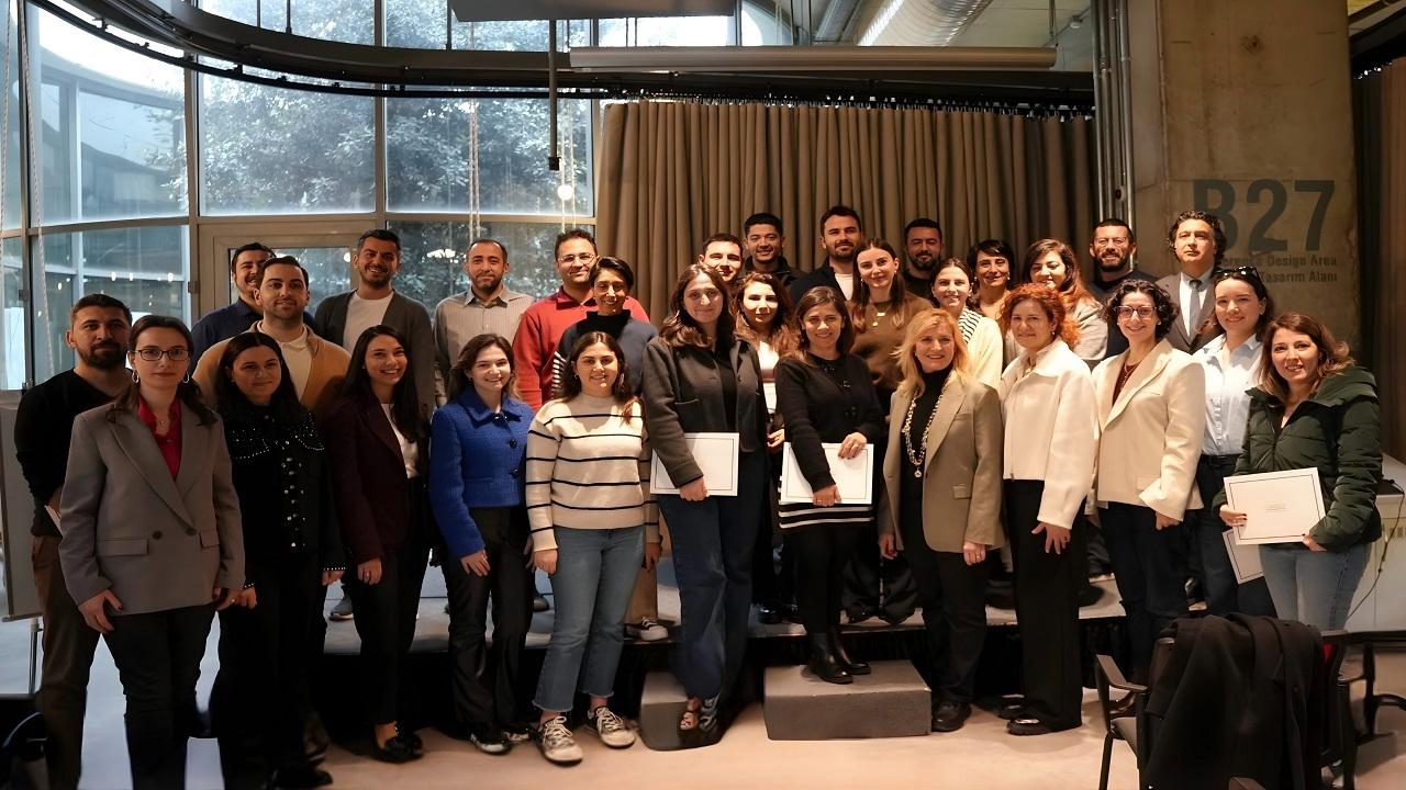 Yeşil Yaka profesyonelleri mezun oldu