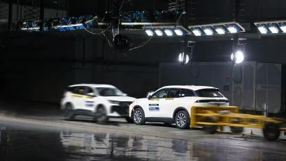 3 araçlı birleşik ÇARPIŞMA testini başardı!