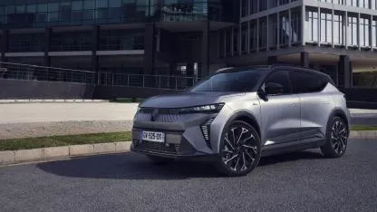 Renault elektrikli Scenic MENZİL 604 kilometre