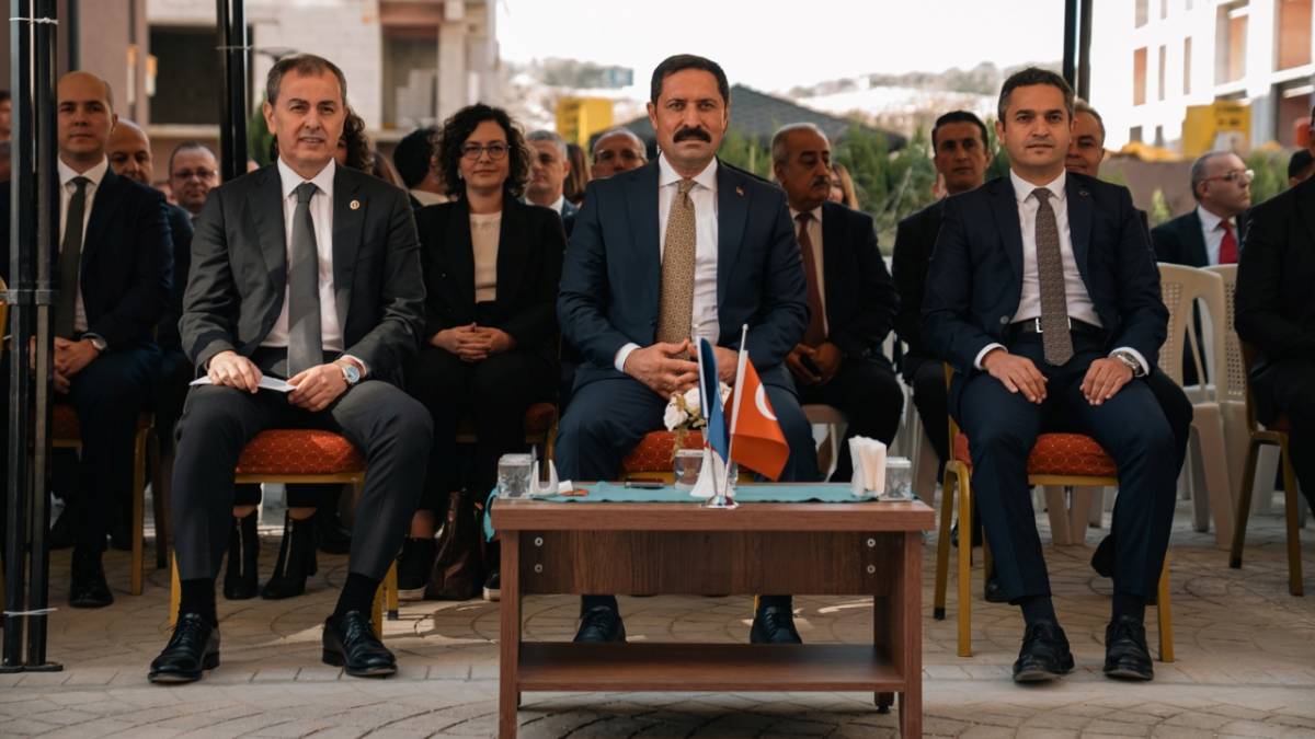 İş Bankası’ndan Hatay’a eğitim desteği