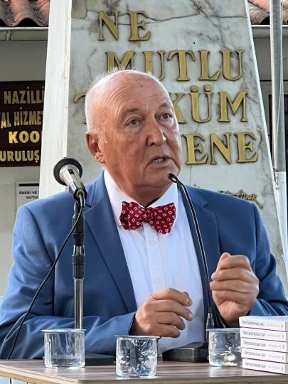 Prof. Dr. Ahmet Ercan “Buralardan EV almayın ve kiralamayın”