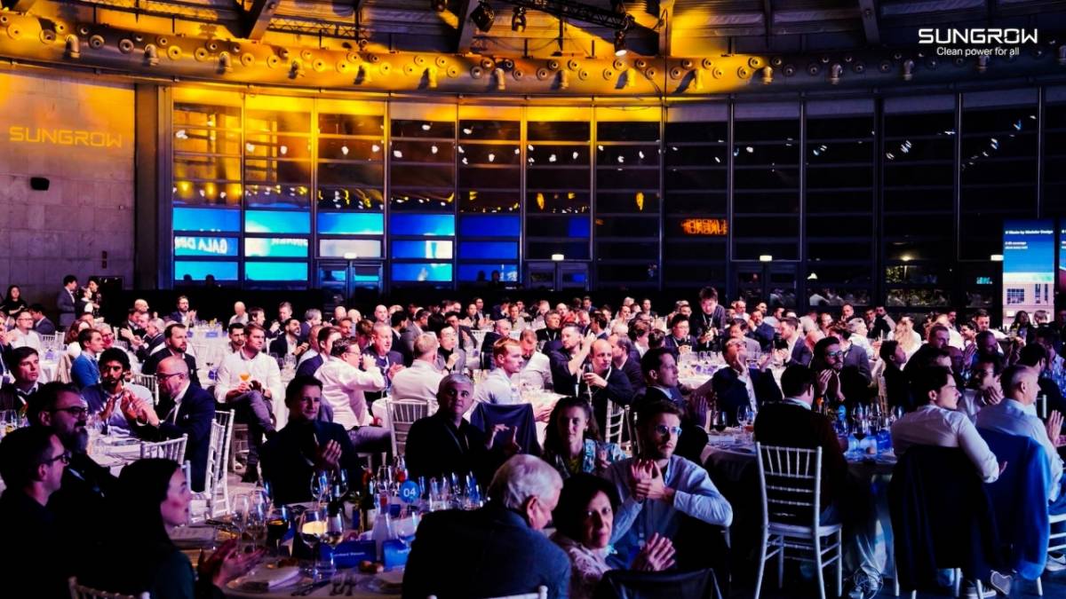 Yeni ENERJİ depolama sistemi PowerKeeper’ı tanıttı!