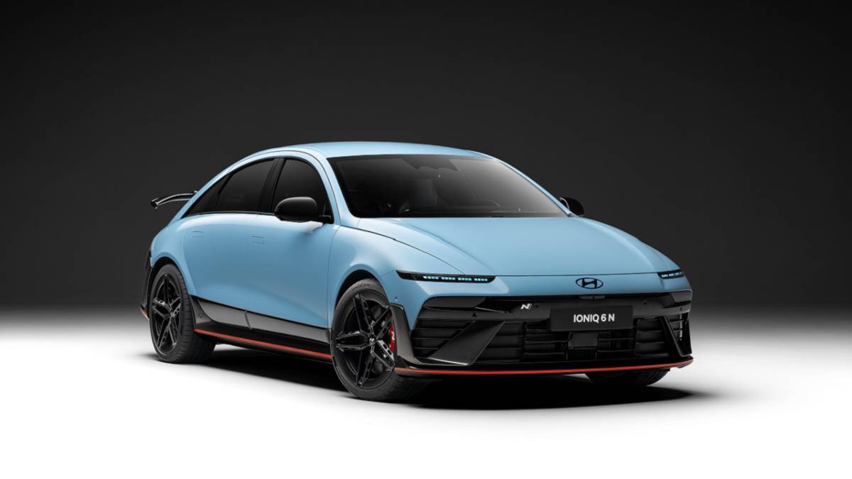 Elektrikli ''Yılın Yedi Koltuklu SUV'u seçildi''