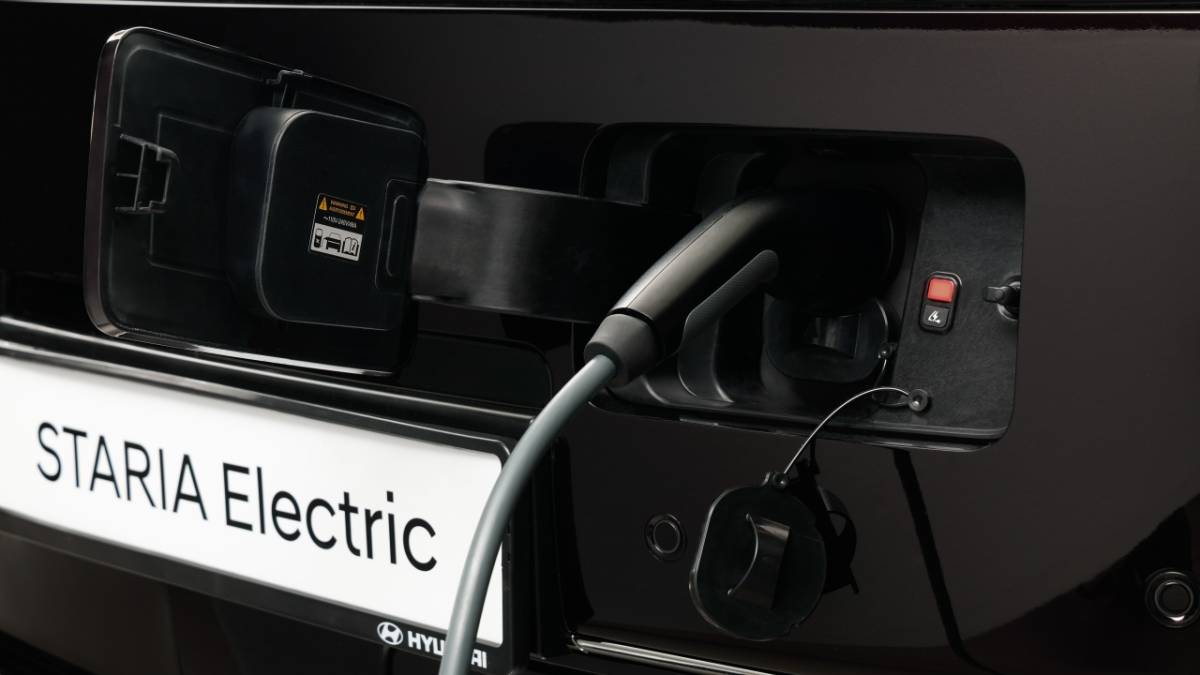 Hyundai’den Brüksel’de STARIA Elektrik ve IONIQ 3 tanıttı