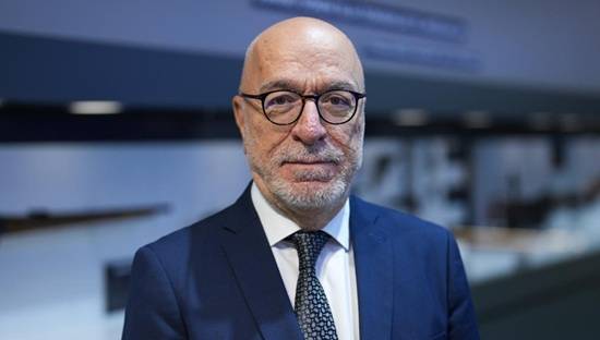 ALMANYA'da 'makineli ve piyade tüfekleri ile yeni nesil TABANCALARINI sergileyecek'