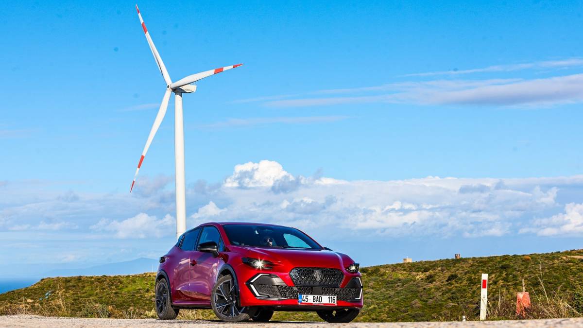 Yeni Clio Türkiye'de 'Fiyatı 1.799.000 lira''