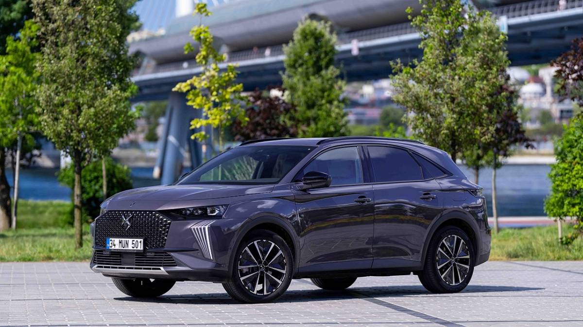 Mart ayı için YENİ kampanyası başlattı 'DS7'