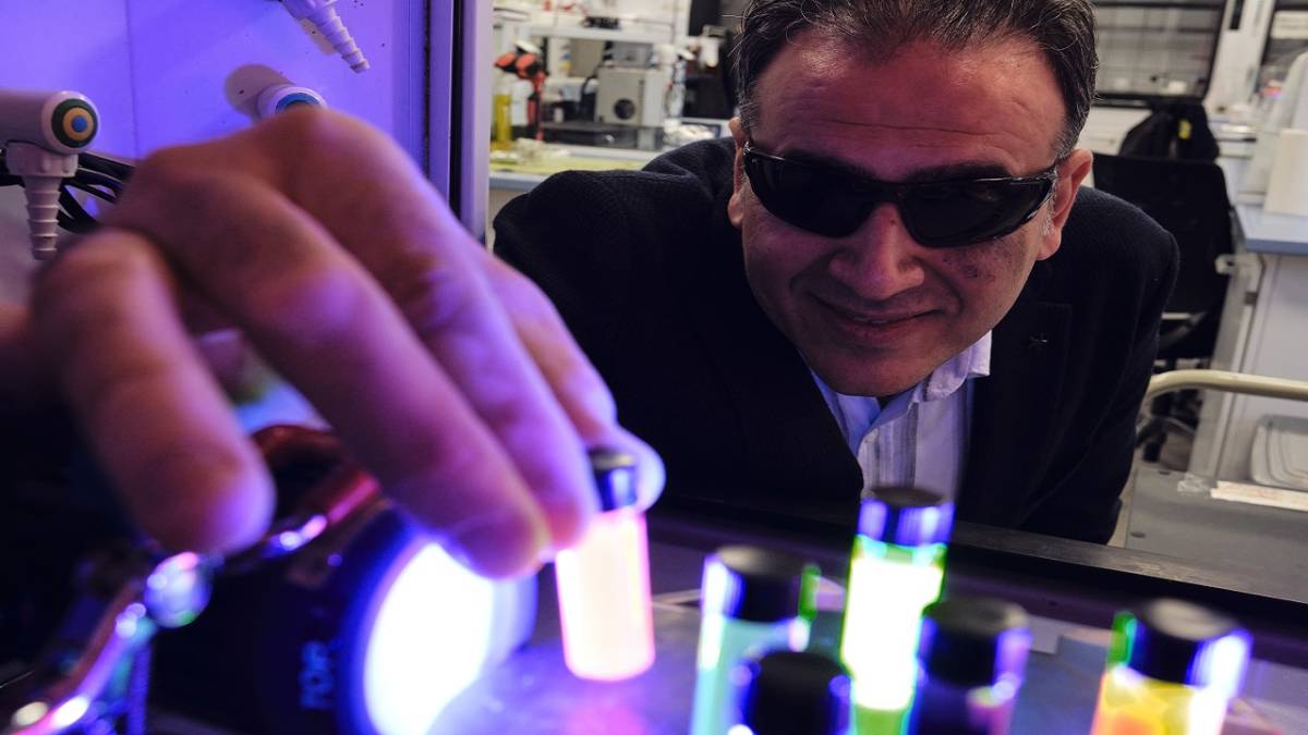 Koç Üniversitesi’nden IŞIKLA Yeni Nesil Malzemeler Üretti!