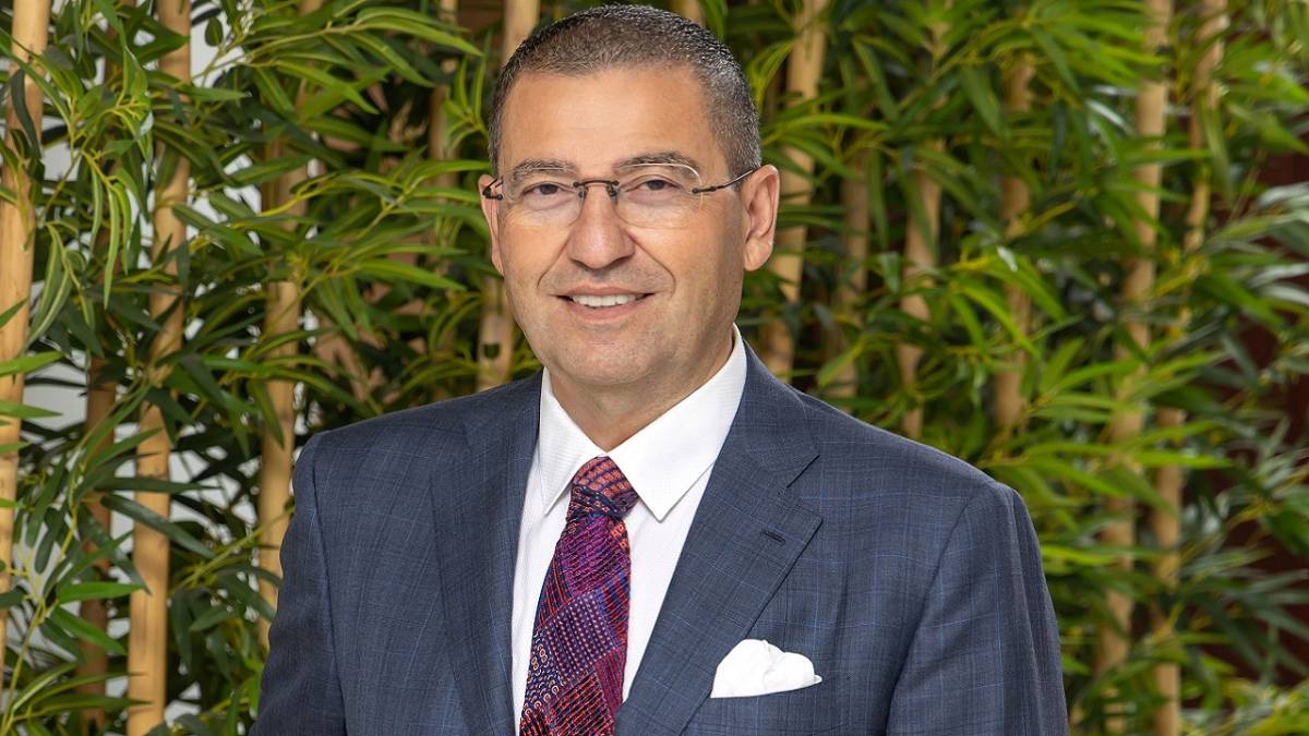 Türkiye’nin en büyük öztüketim güneş santralini devreye aldı