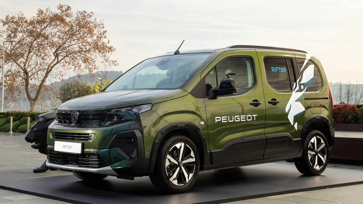 Peugeot YENİ nisan kampanyası başlattı '700 bin TL kredi'