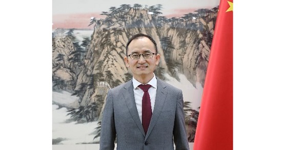 Çin'in Türkiye Büyükelçisi Xuebin'' Bu harika bir hediye''