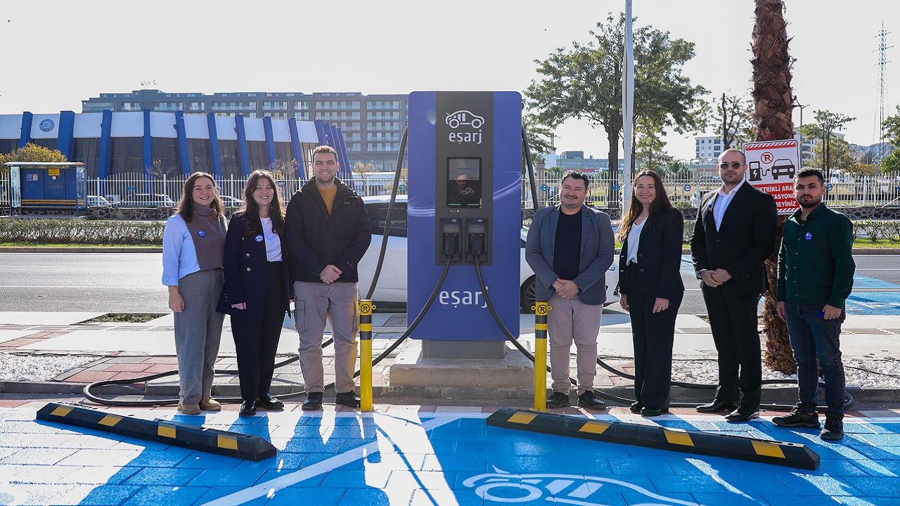 Eşarj '12 bin müşterinin talebi ile İZMİR Aliağa Şarj İstasyonu açtı!