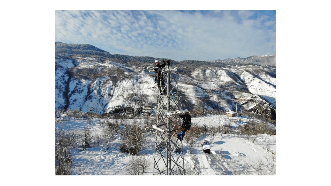 Çoruh EDAŞ “Yoğun KAR Yağışında Sahada”